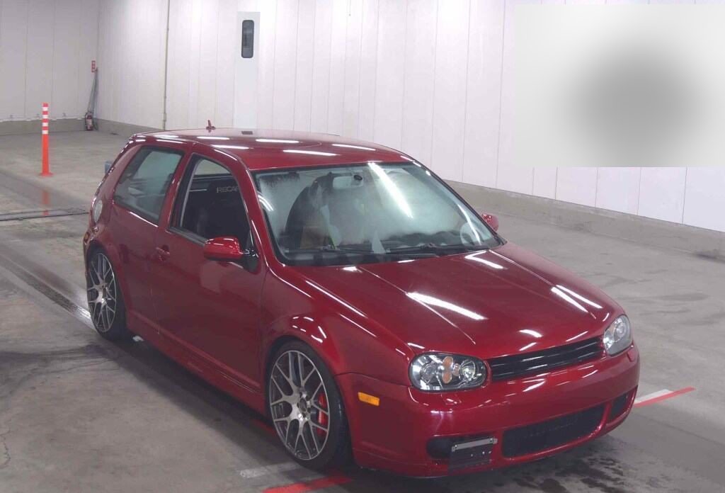 2003 VOLKSWAGEN GOLF R32