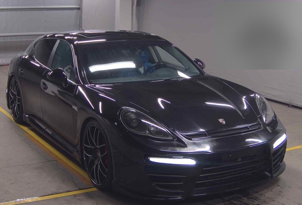 2012 PORSCHE PANAMERA