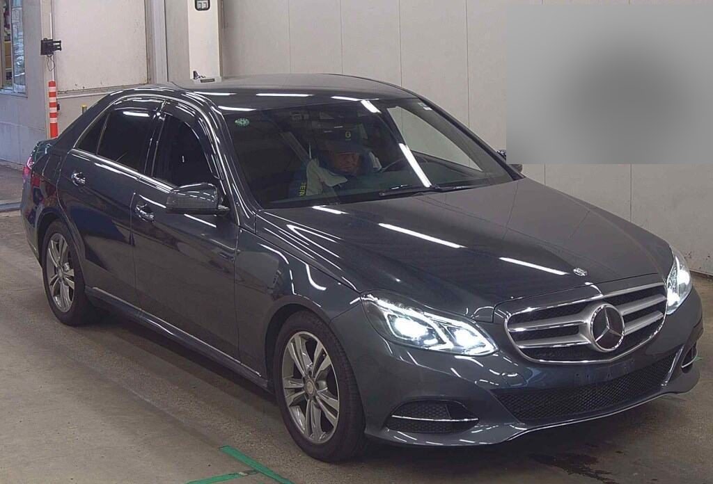 2013 MERCEDES-BENZ E-CLASS E300 4MATIC AVANTGARDE