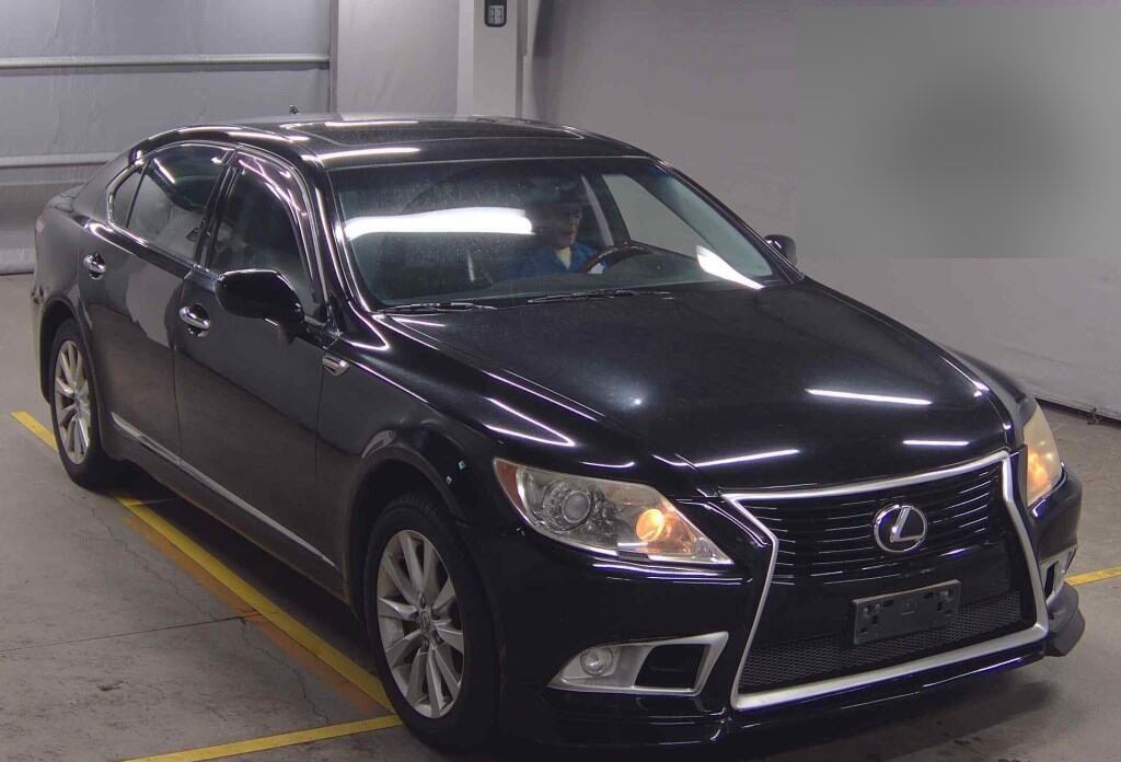 2012 LEXUS LS460