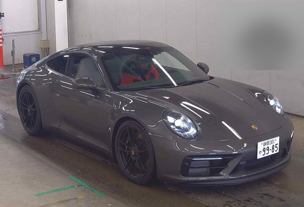 2024 PORSCHE 911