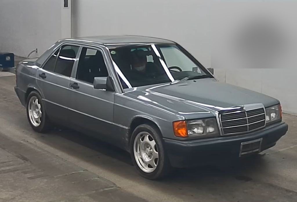 1993 MERCEDES-BENZ 190 CLASS 190E2.6