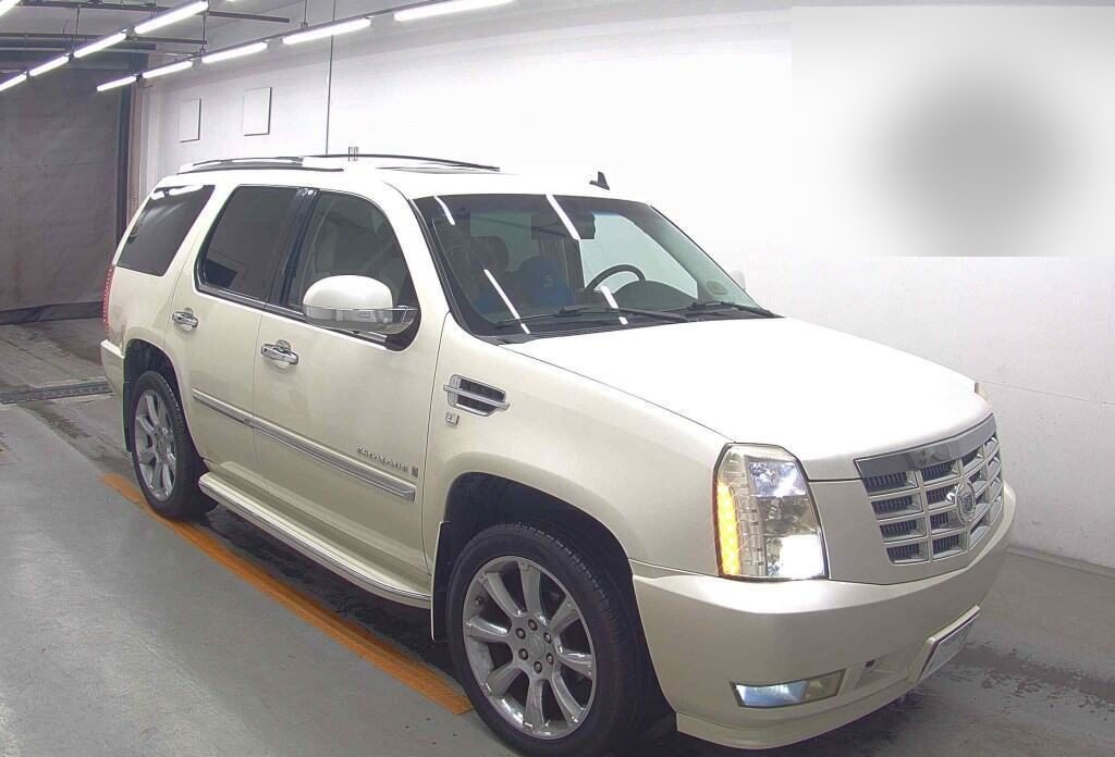 2010 CADILLAC ESCALADE