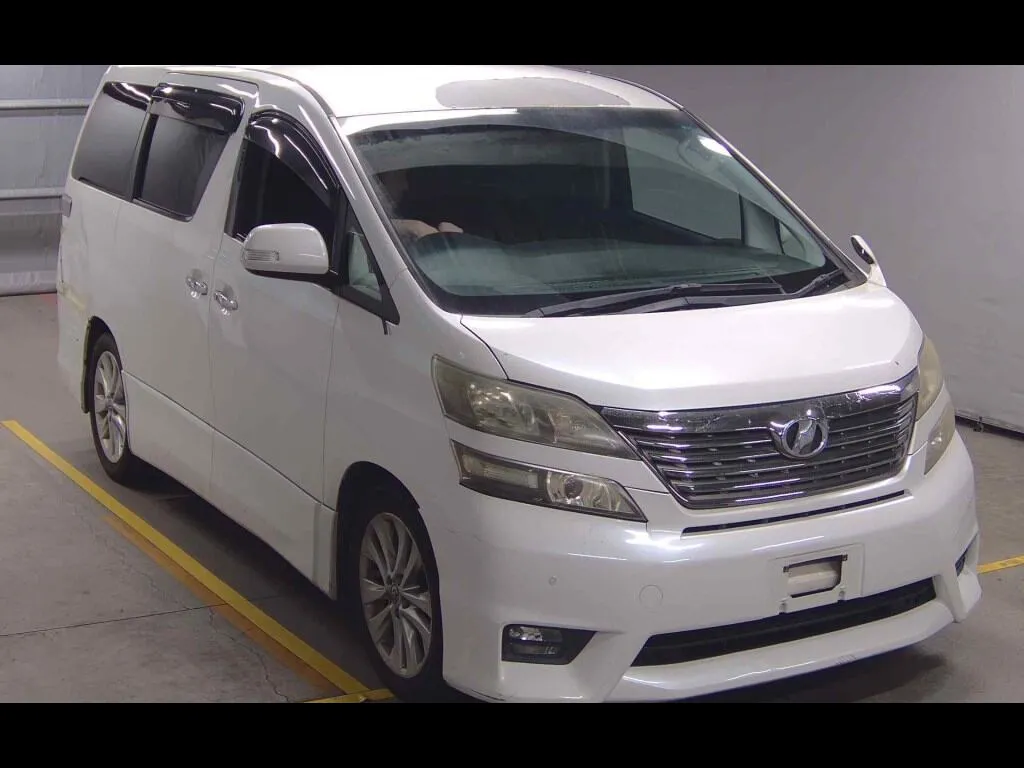 TOYOTA VELLFIRE 2.4Z PLATINUM SELECTION
