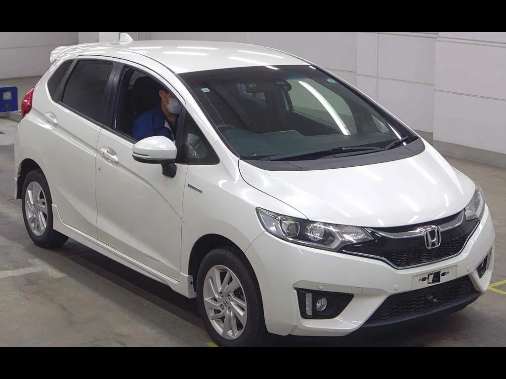 HONDA FIT HYBRID 4WD S PACKAGE