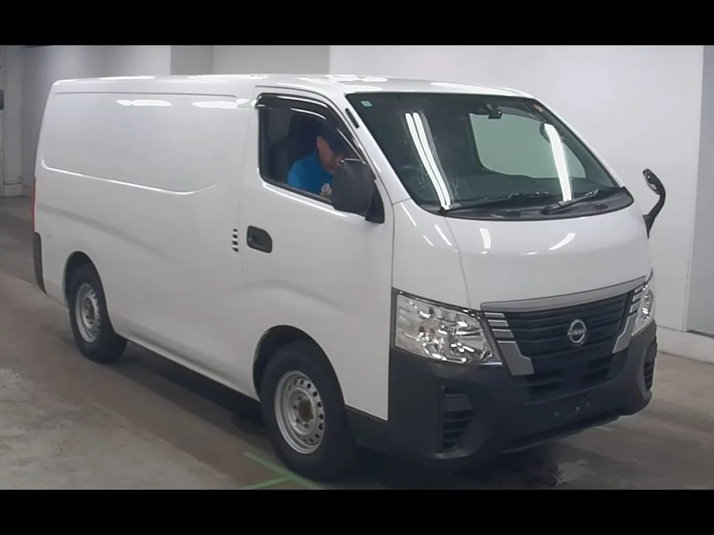 NISSAN CARAVAN VAN 4D 4WD OTHERS