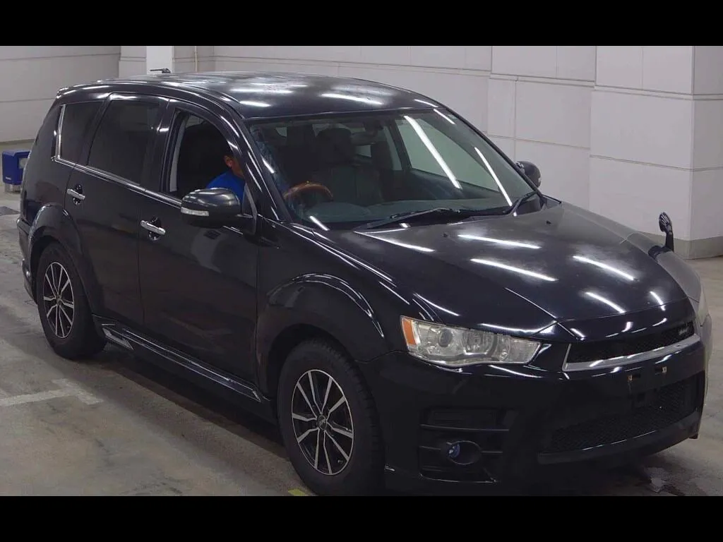 MITSUBISHI OUTLANDER 4WD ROADEST 24G