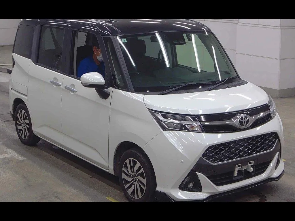 TOYOTA TANK 4WD CUSTOM G
