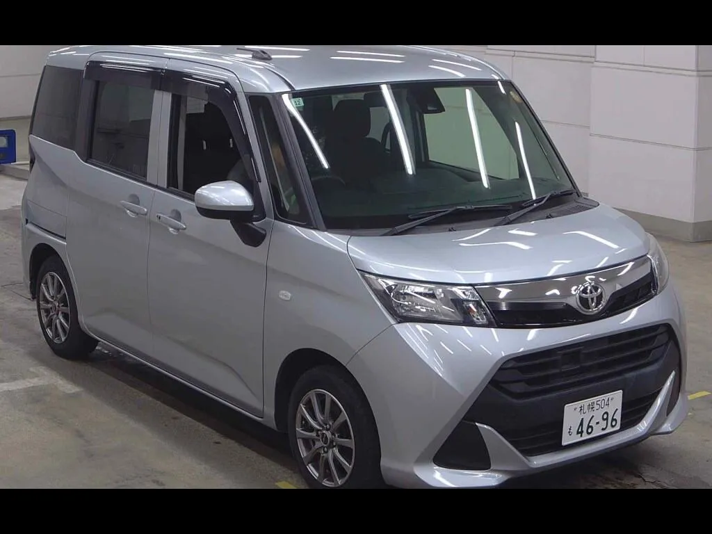 TOYOTA TANK 4WD X S