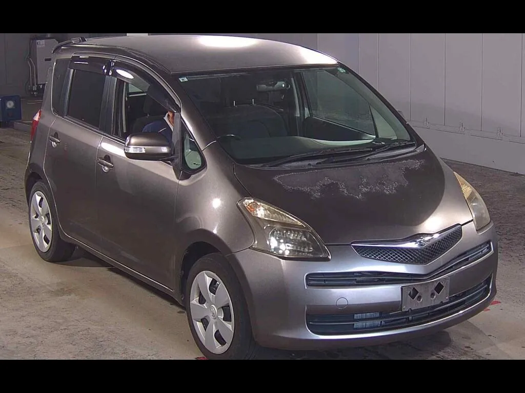TOYOTA RACTIS G