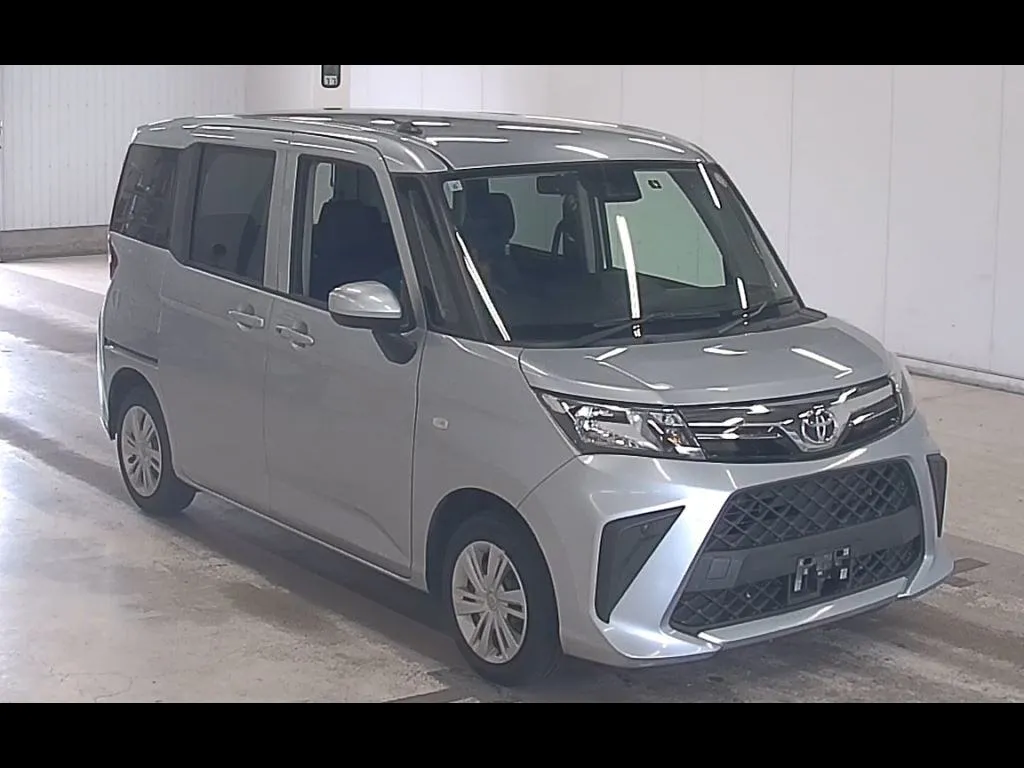 TOYOTA ROOMY 4WD X
