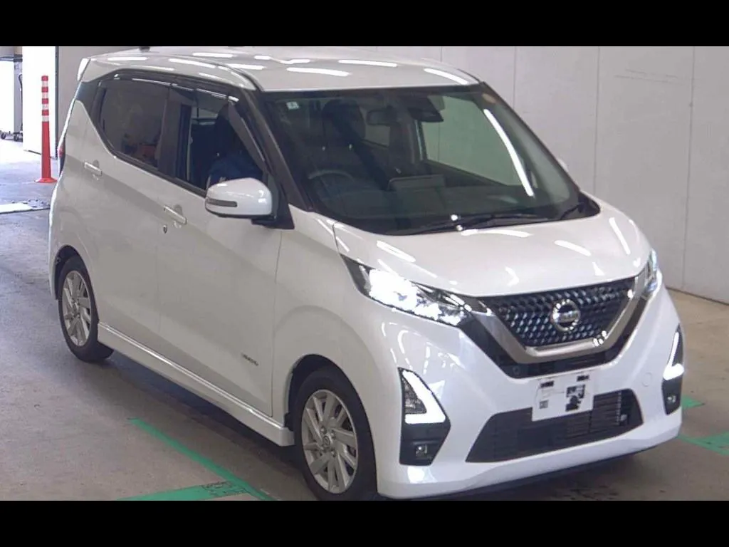 NISSAN DAYZ HIGHWAY STAR X