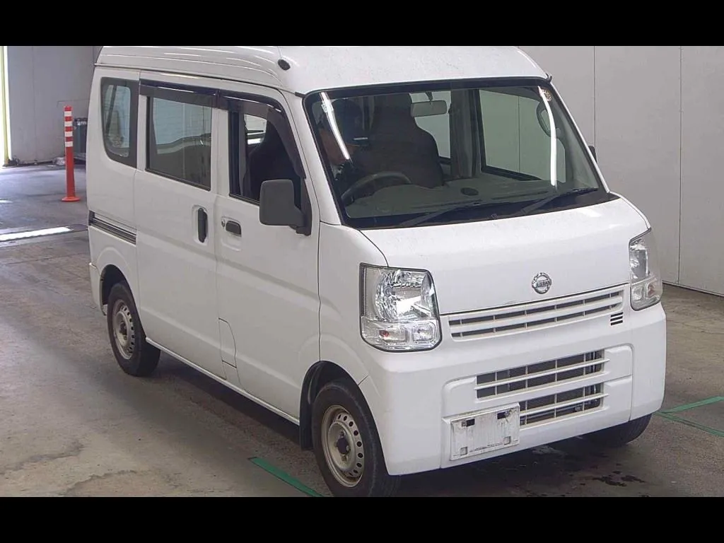 NISSAN NV100CLIPPER VAN DX