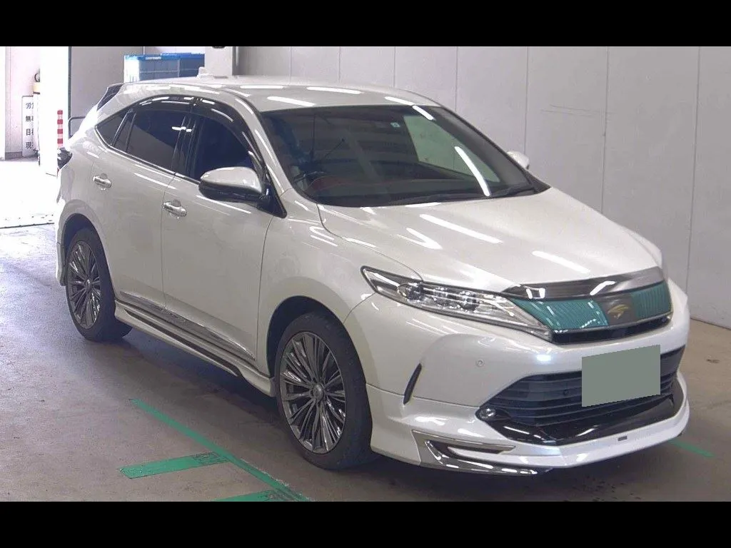 TOYOTA HARRIER 4WD PREMIUM