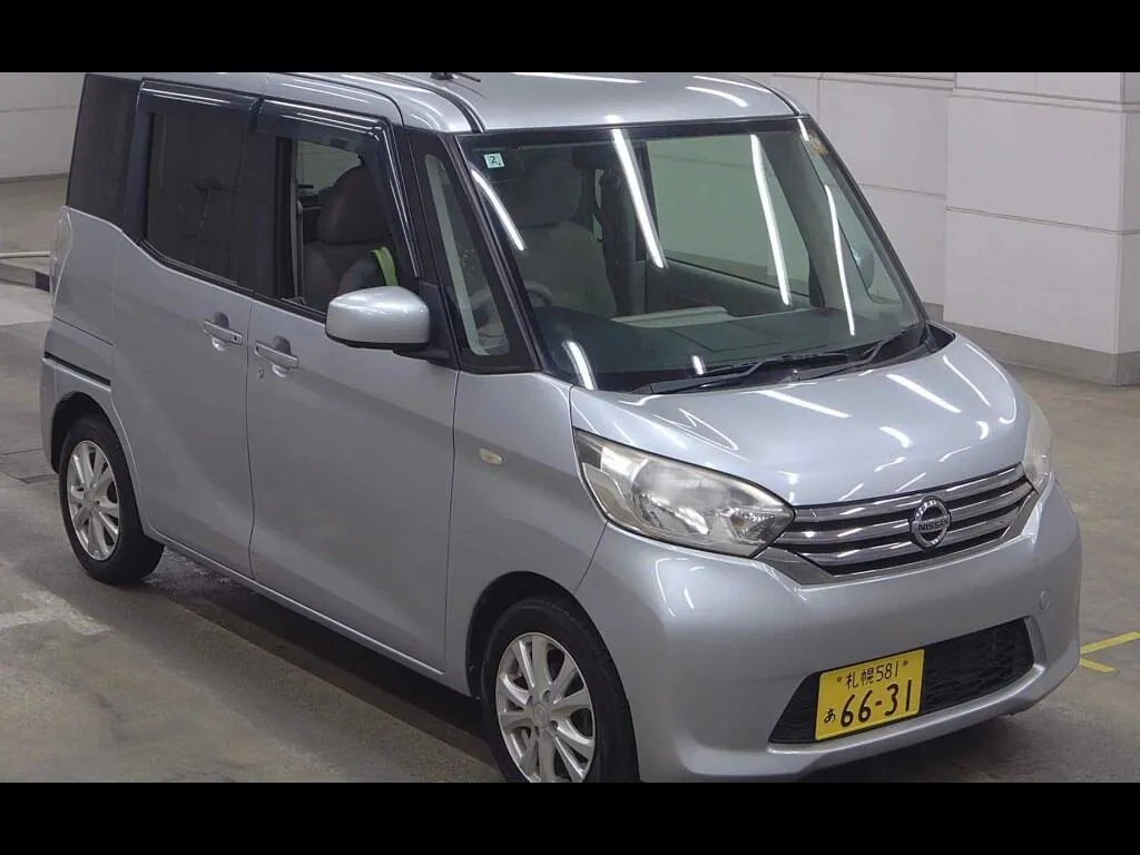 NISSAN DAYZ ROOX 4WD X