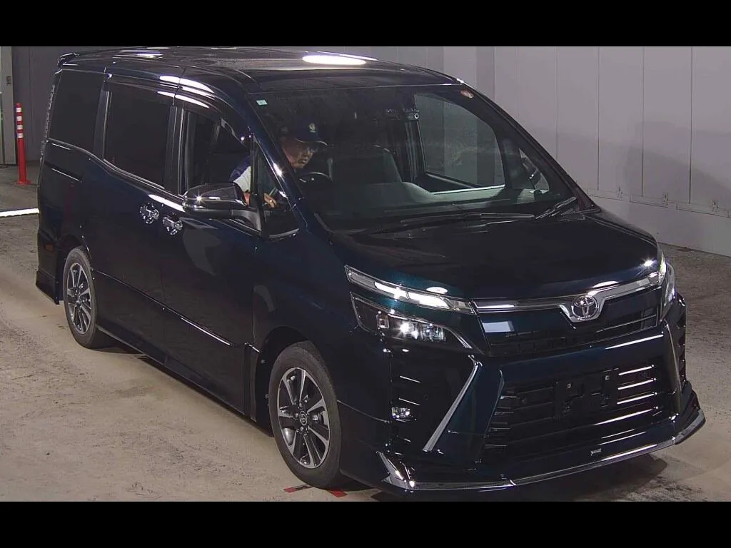 TOYOTA VOXY ZS KIRAMEKI Ⅲ