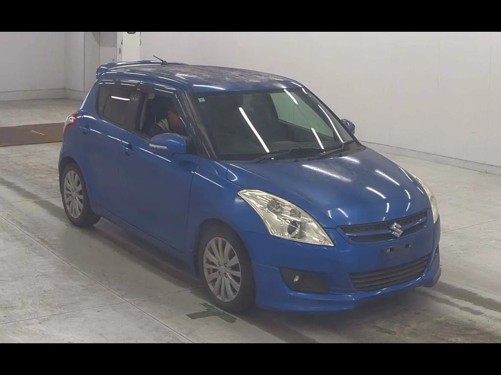 SUZUKI SWIFT 5D XS