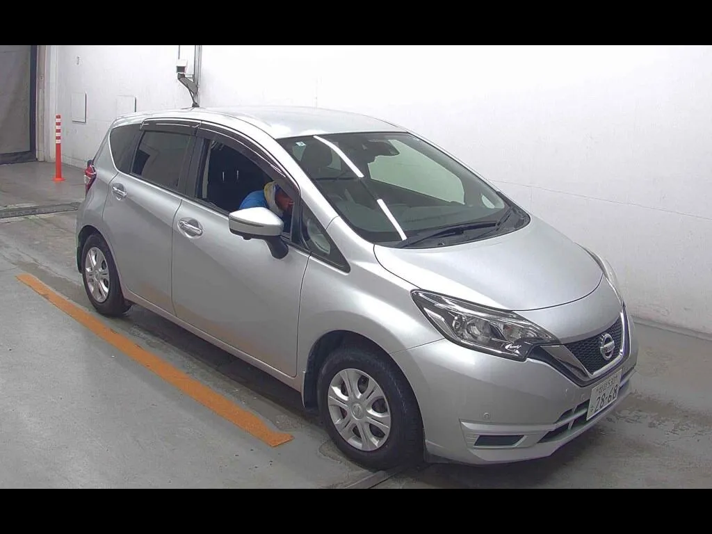 NISSAN NOTE X