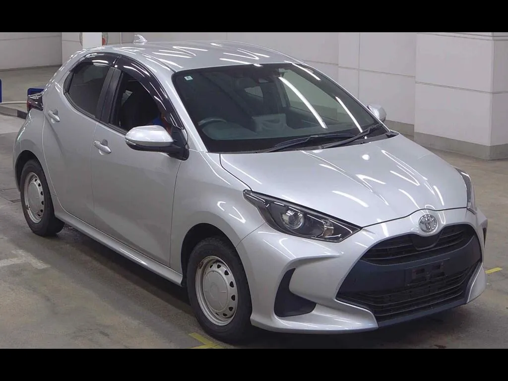 TOYOTA YARIS 4WD