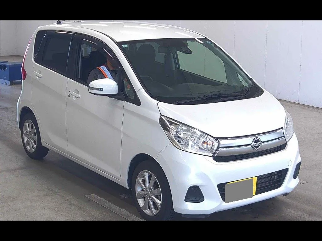 NISSAN DAYZ X V SELECTION