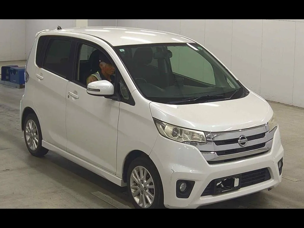 NISSAN DAYZ HIGHWAY STAR X