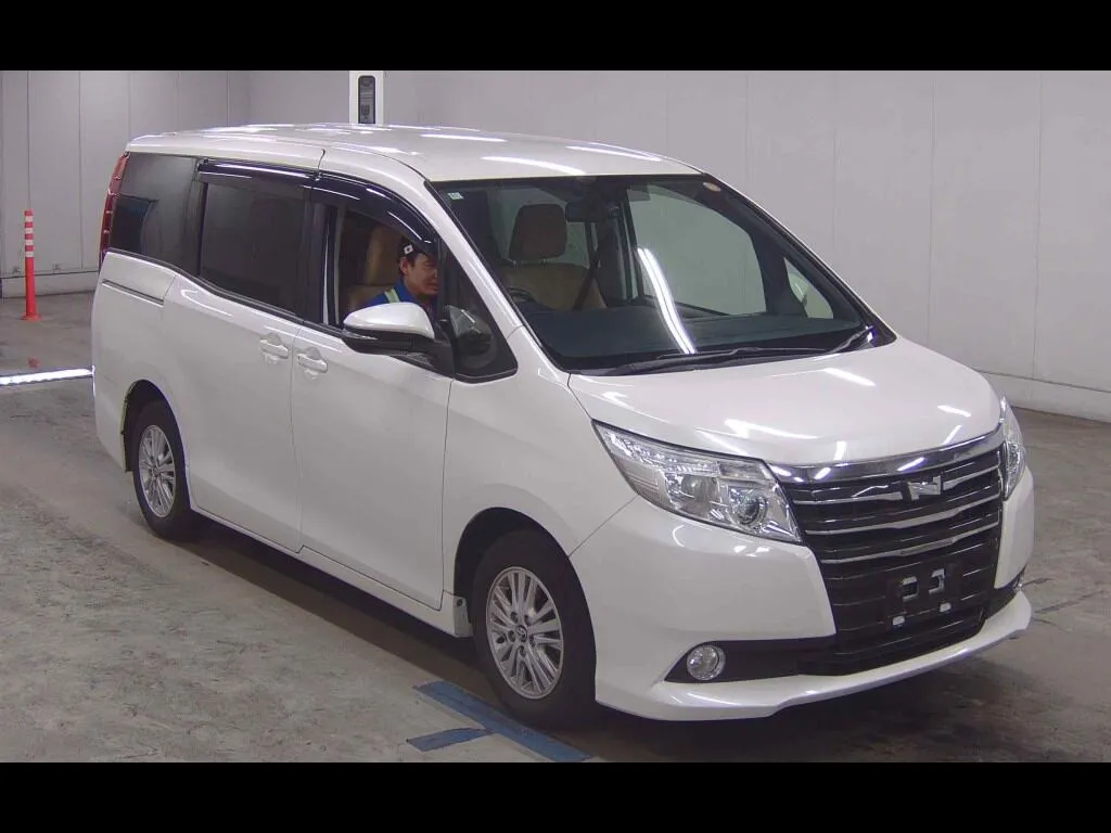 TOYOTA NOAH G