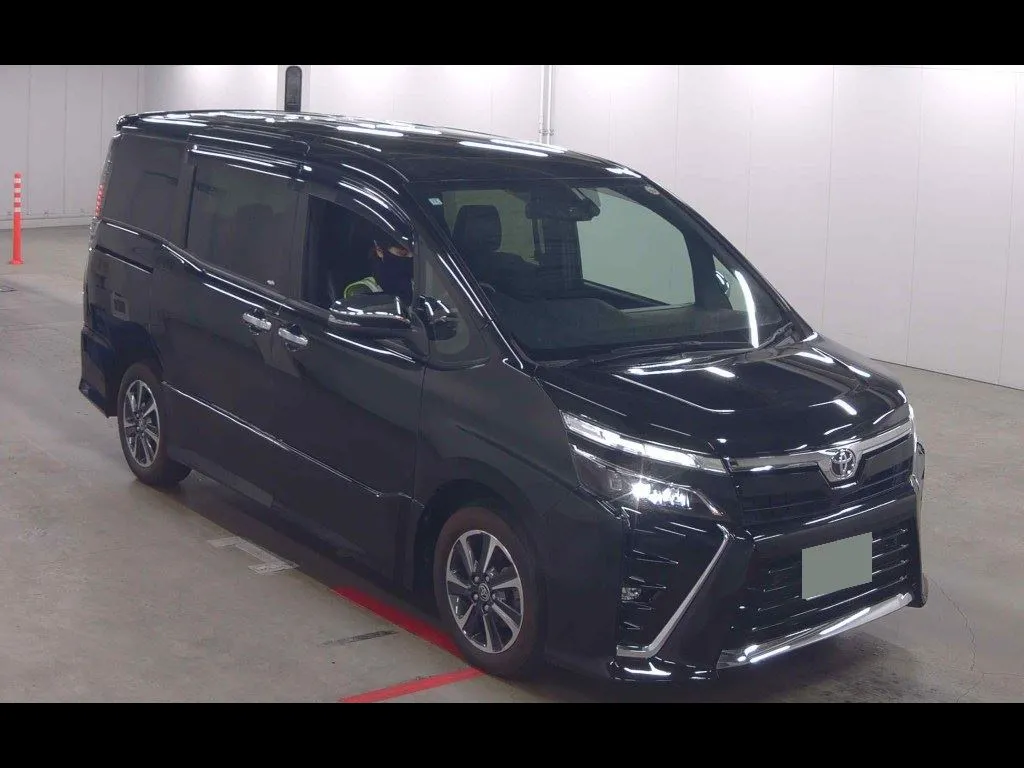 TOYOTA VOXY 4WD ZS KIRAMEKI Ⅲ