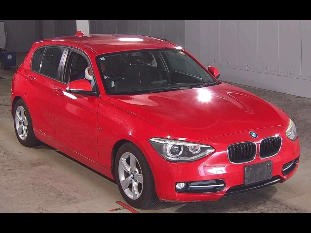 BMW 1 SERIES 5D 116I SPORT