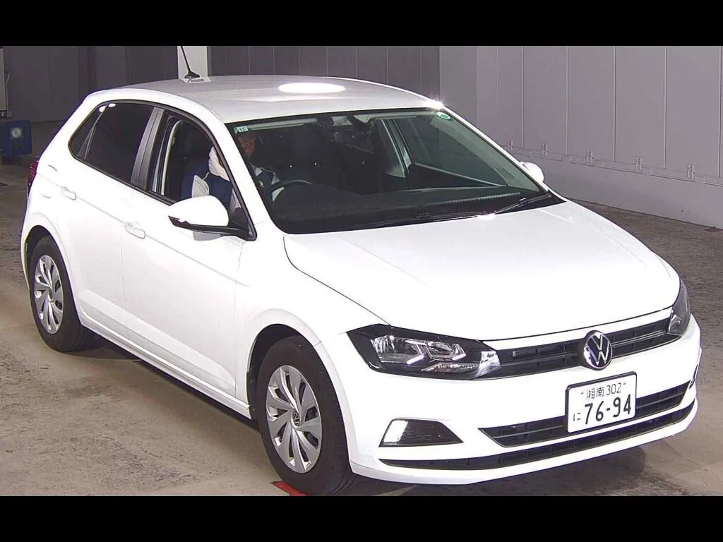 VOLKSWAGEN POLO 5D TSI TREND LINE