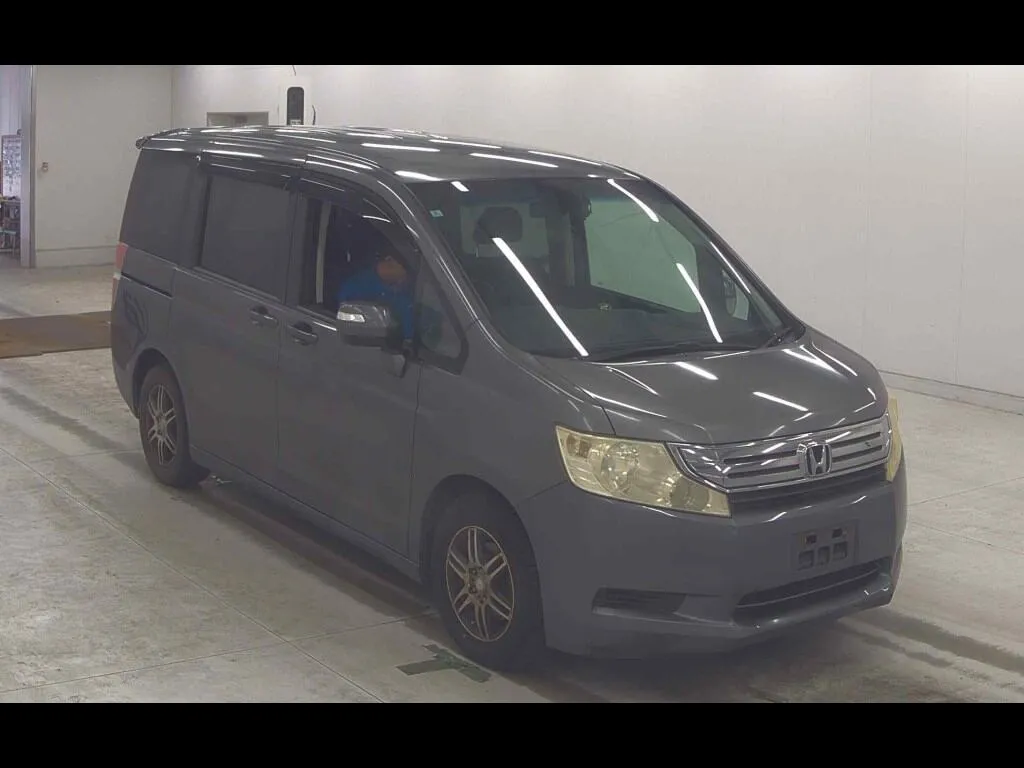 HONDA STEPWAGON 5D G L PACKAGE