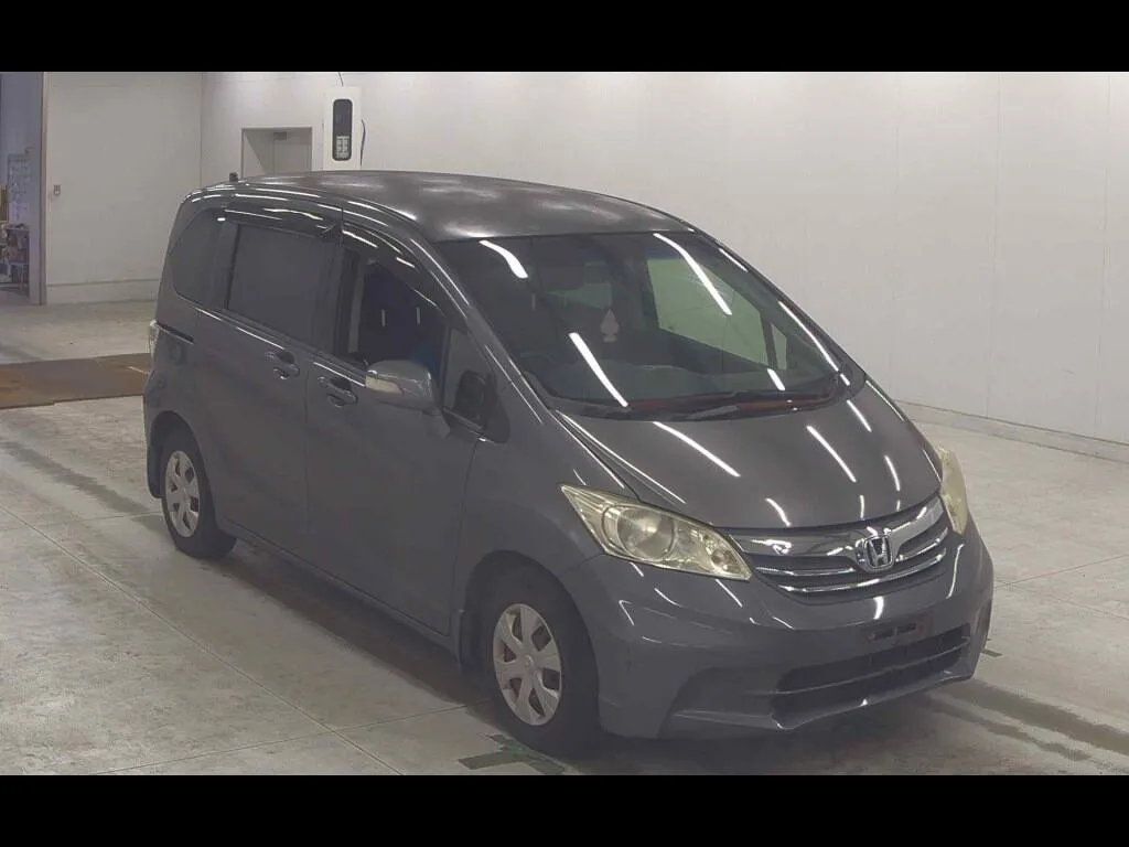 HONDA FREED G JUST SELECTION