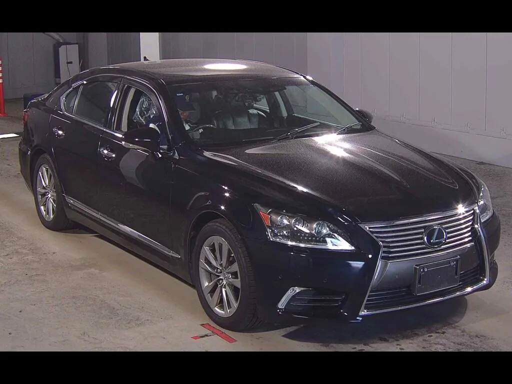 LEXUS LS 4WD LS600H VERSION L
