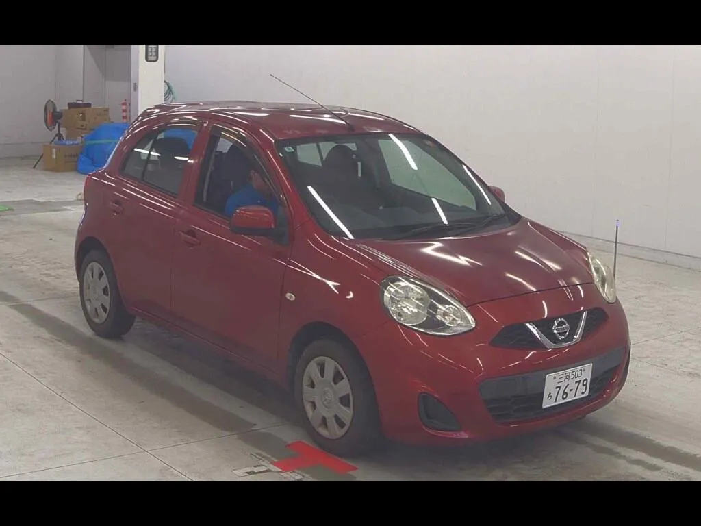 NISSAN MARCH 5D X