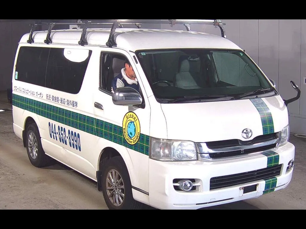 TOYOTA HIACE WAGON 4D 4WD DX