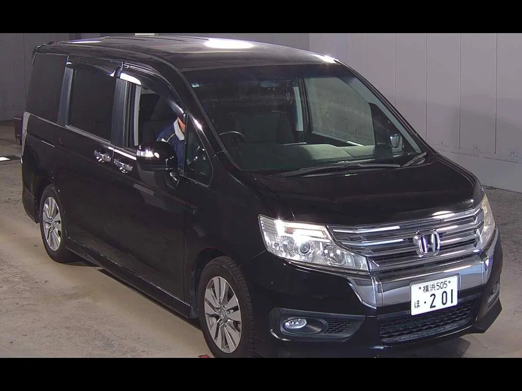 HONDA STEPWAGON SPADA Z