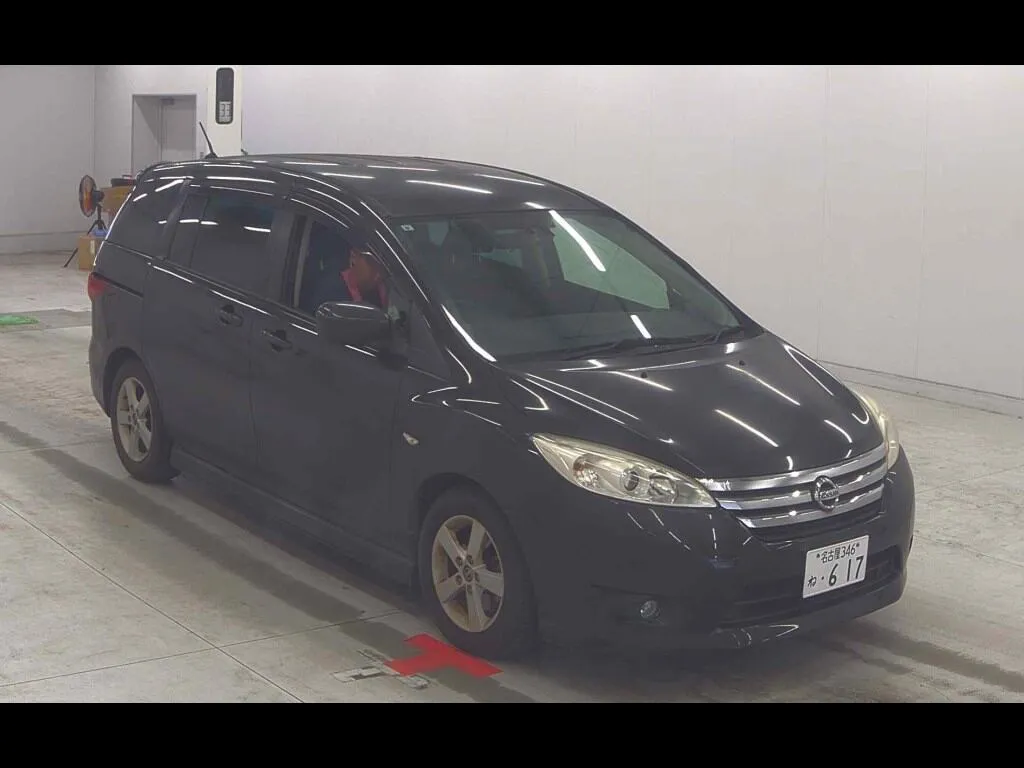 NISSAN LAFESTA HIGHWAY STAR