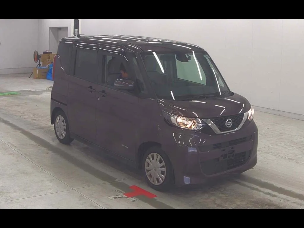 NISSAN ROOX X
