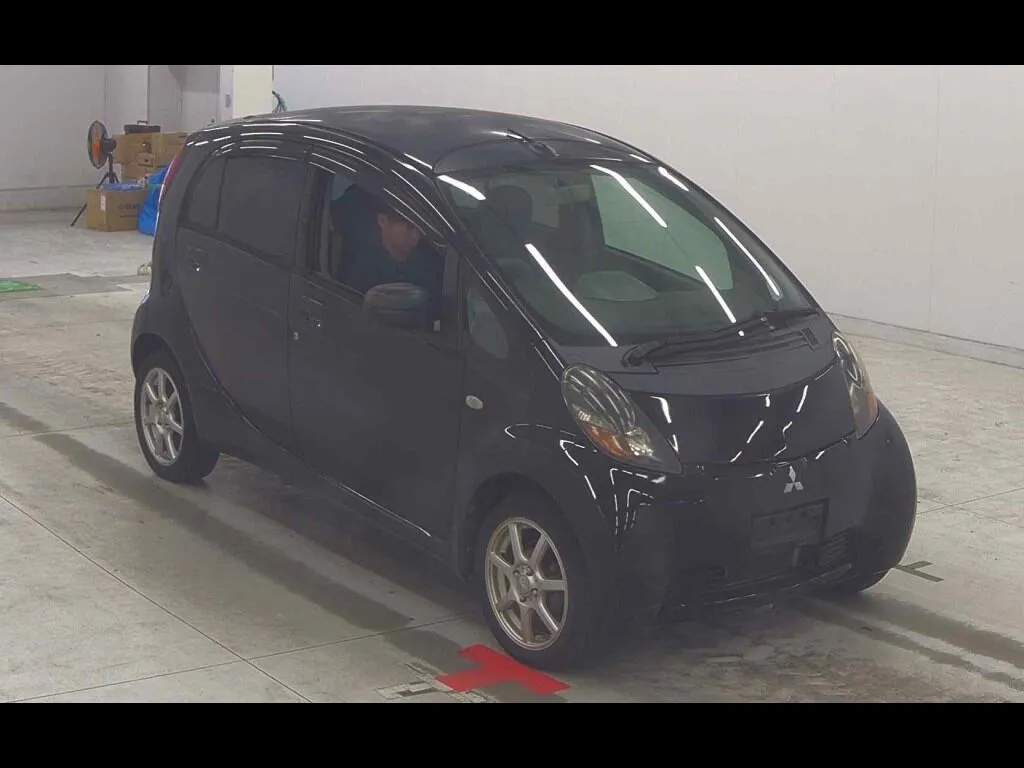 MITSUBISHI I CASUAL EDITION