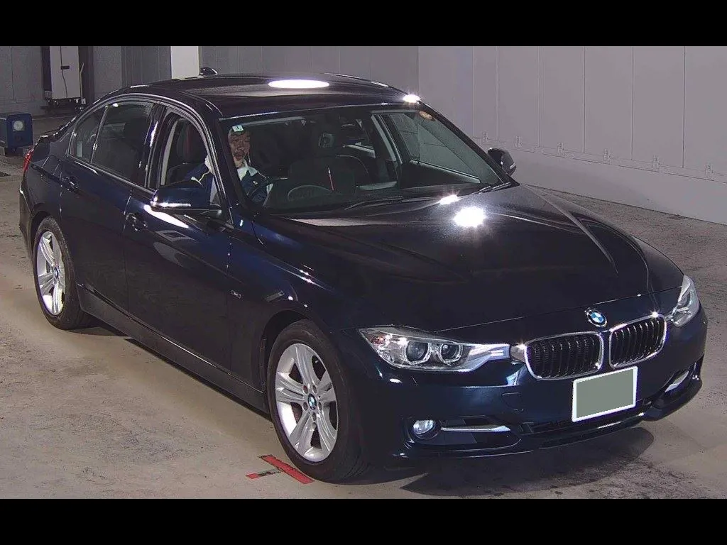 BMW 3 SERIES 4D 320I SPORT
