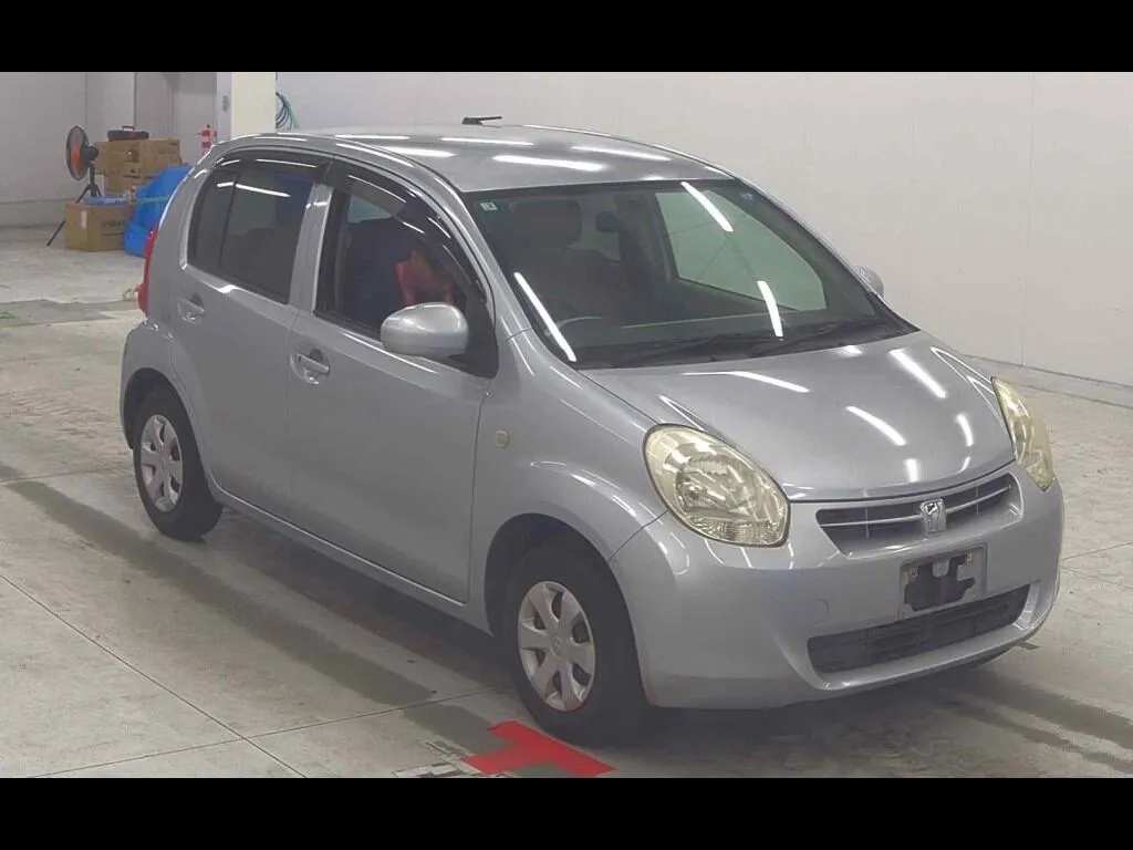 TOYOTA PASSO X YURURI