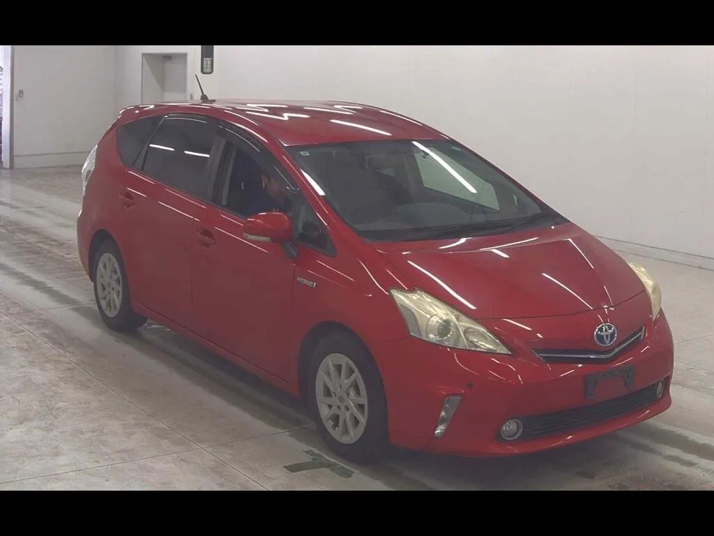 TOYOTA PRIUS ALPHA S