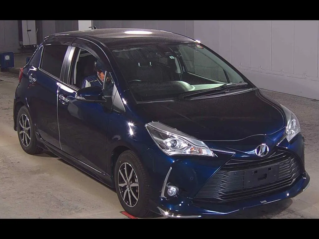 TOYOTA VITZ 5D F SAFETY EDITION Ⅲ