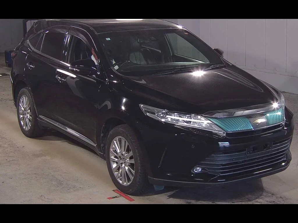 TOYOTA HARRIER PREMIUM