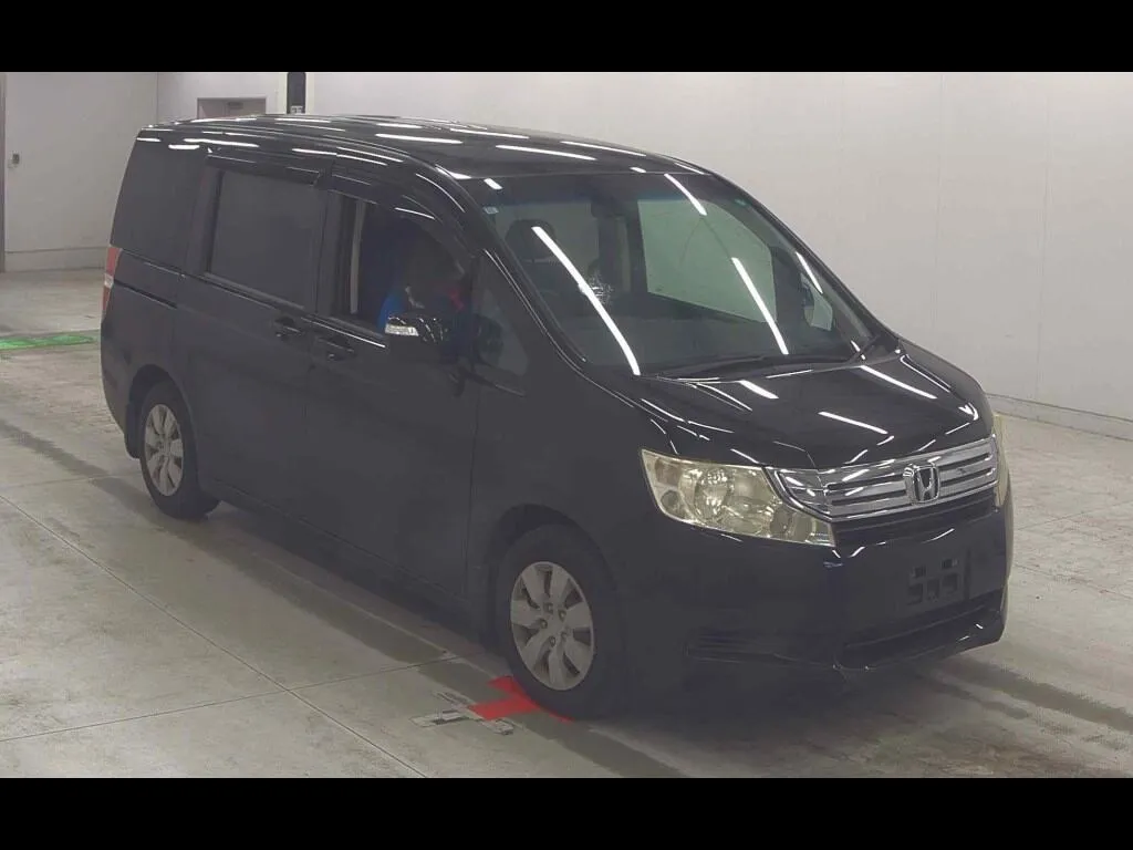 HONDA STEPWAGON 5D L