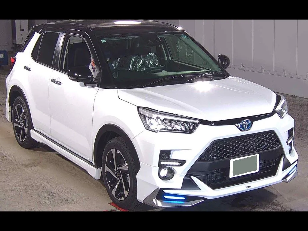 TOYOTA RAIZE HYBRID Z
