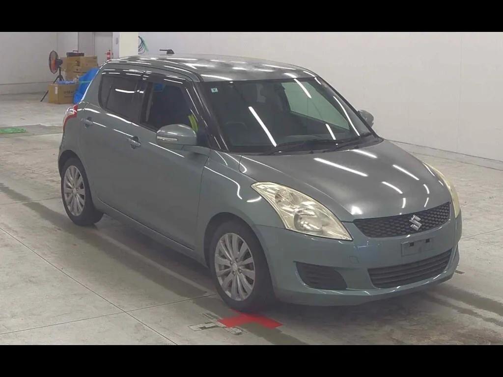 SUZUKI SWIFT 5D XL