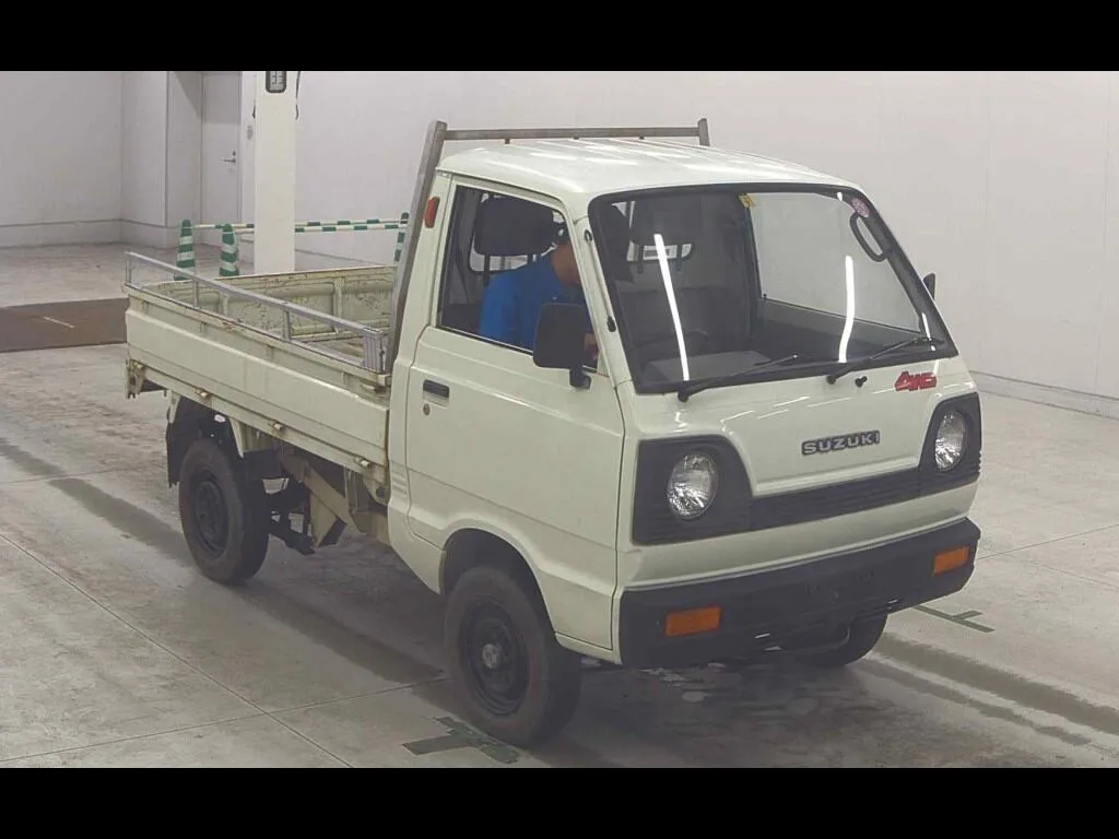 SUZUKI CARRY TRUCK 4WD