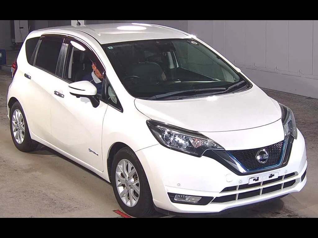 NISSAN NOTE E-POWER MEDALIST