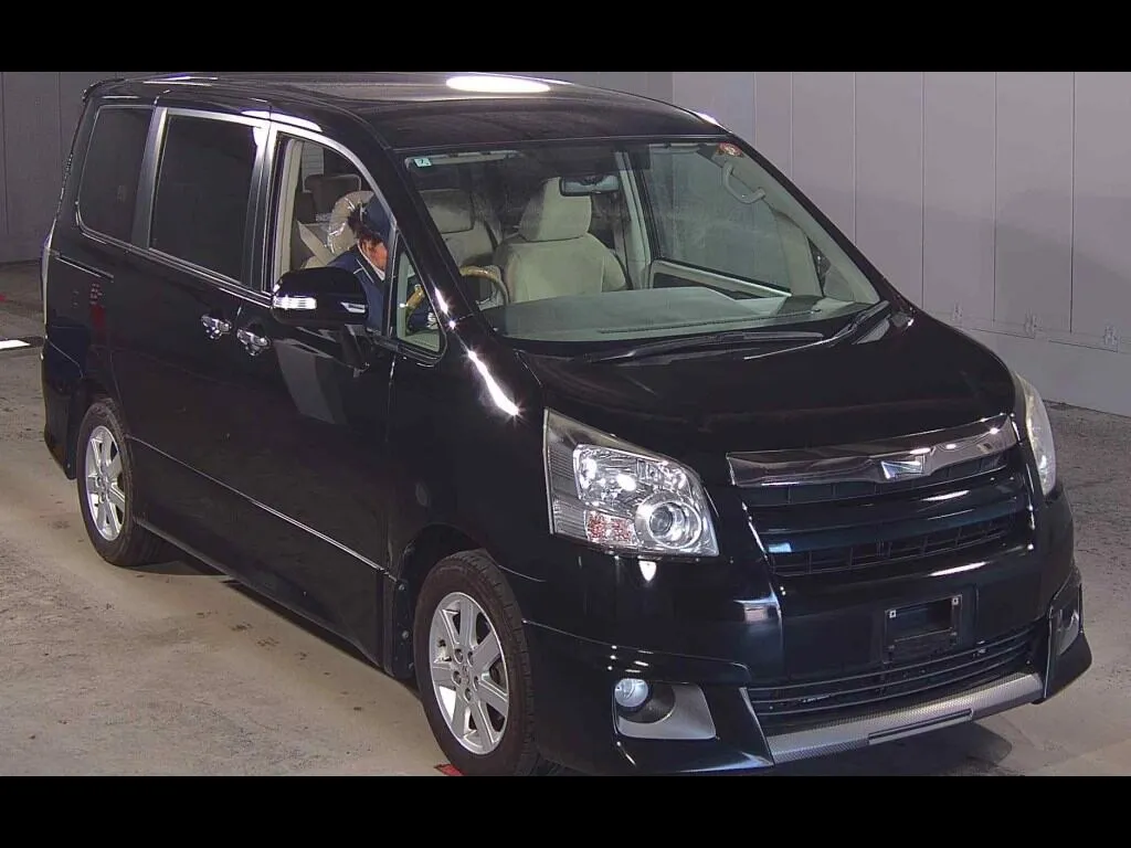 TOYOTA NOAH S G EDITION
