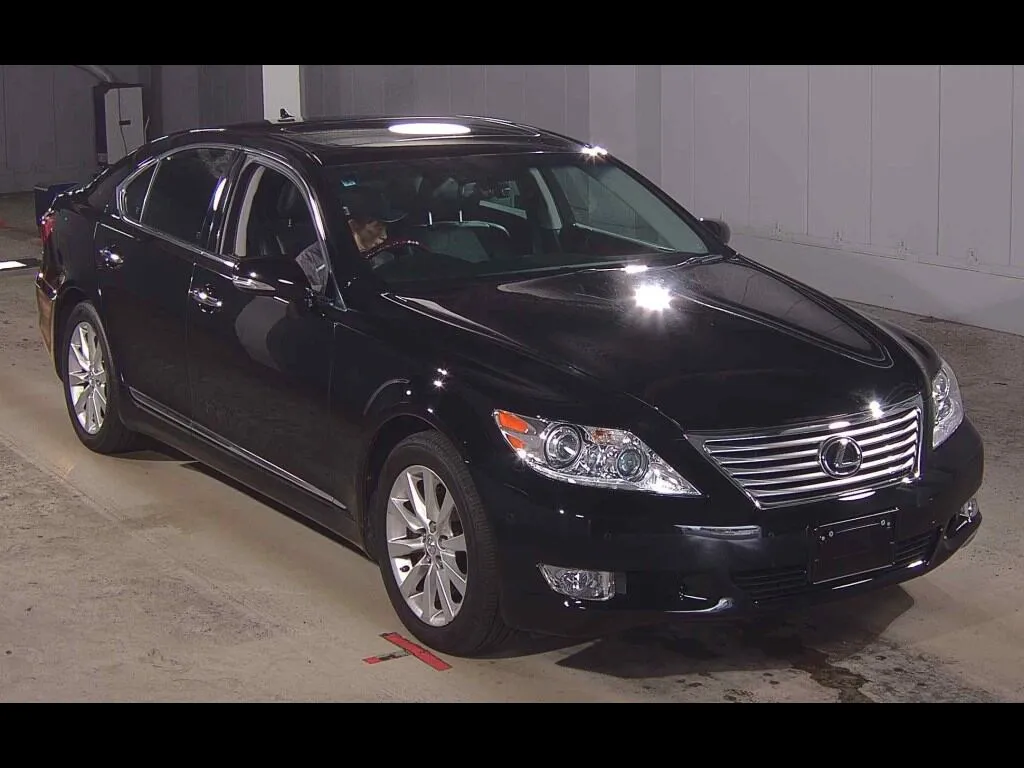 LEXUS LS LS460 VERSION C